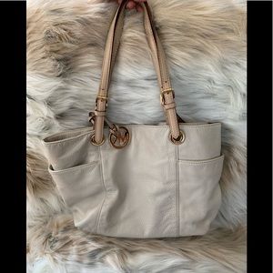 Michael Kors white tote shoulder bag